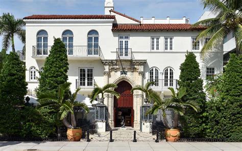 versace mansion location|mansion versace miami beach.